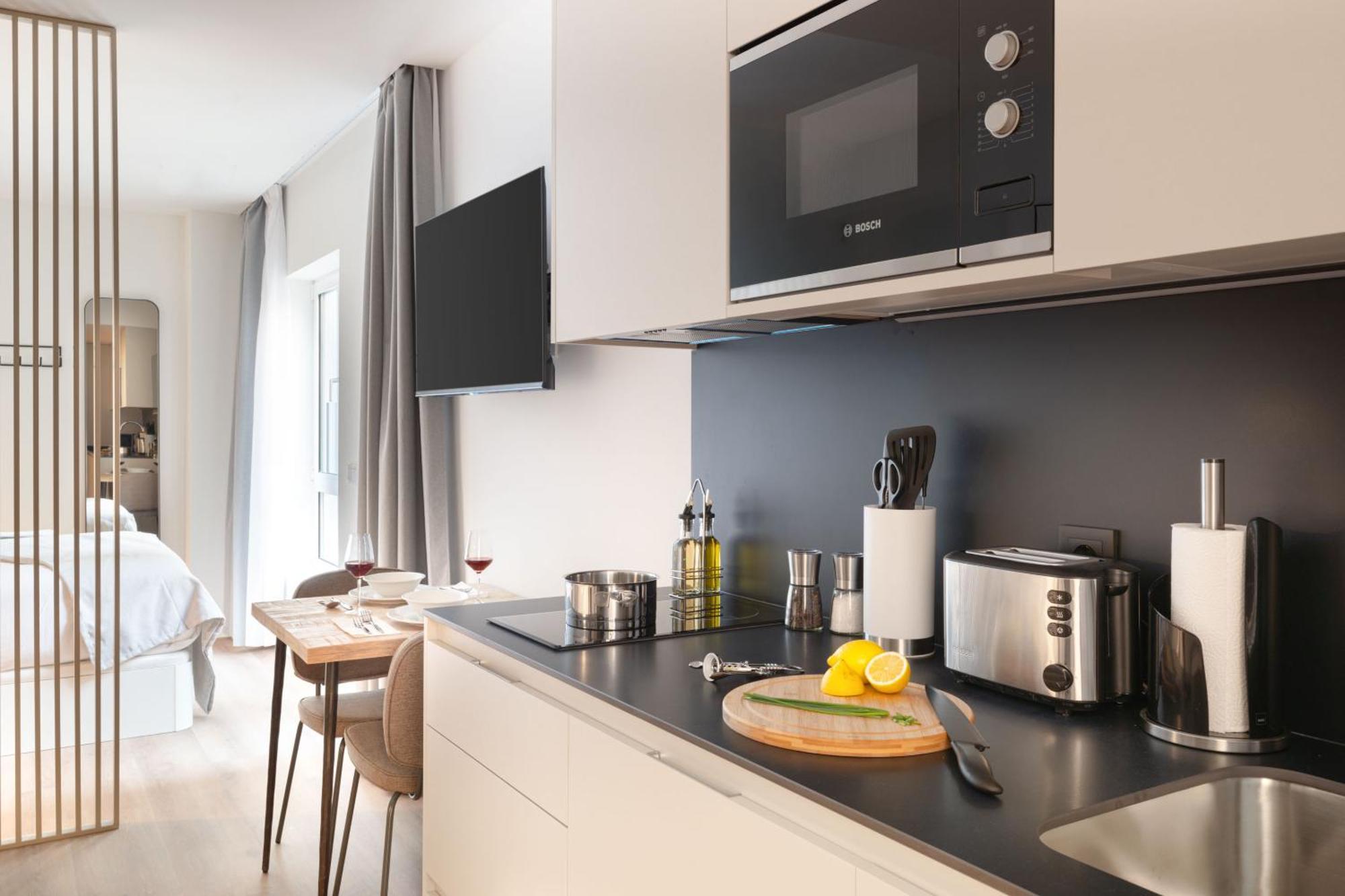 Limehome Madrid Calle De Juan Hurtado De Mendoza Dış mekan fotoğraf
